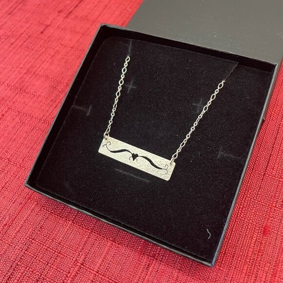 Jessie Senecal Handmade Sterling Sliver "Curly Heart" Necklace - Picture 2 of 4